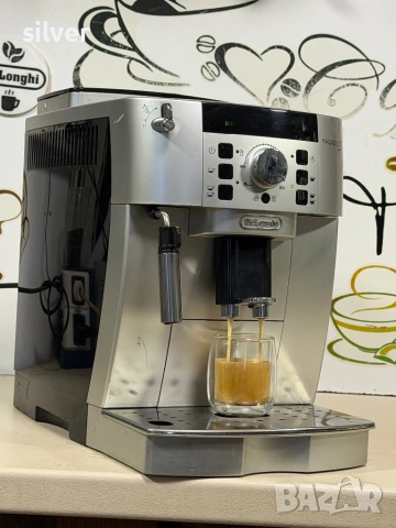 Кафемашина кафе автомат delonghi magnifica S с гаранция