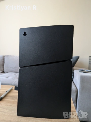 Playstation 5 slim disk 1 TB black bundle, снимка 4 - PlayStation конзоли - 53846133