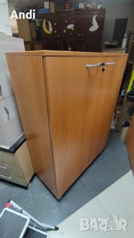 Двукрил гардероб - офис шкаф със заключване 100/42/135см., снимка 7 - Гардероби - 53201719