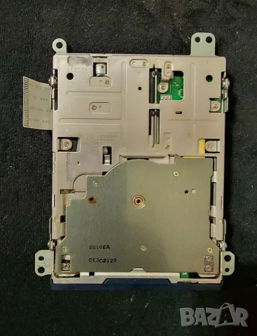 Външен и вътрешен USB floppy disk drive, снимка 4 - Друга електроника - 55135096