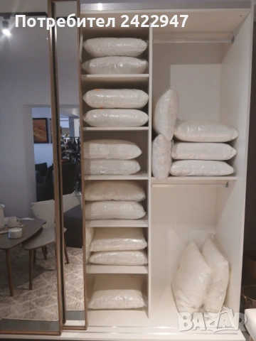 Нов гардероб, скрин и нощни шкафчета, снимка 4 - Гардероби - 53521825