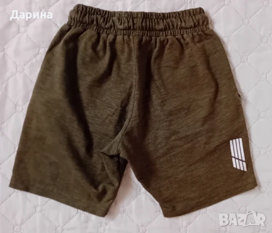 Панталони, снимка 2 - Детски къси панталони - 51398064