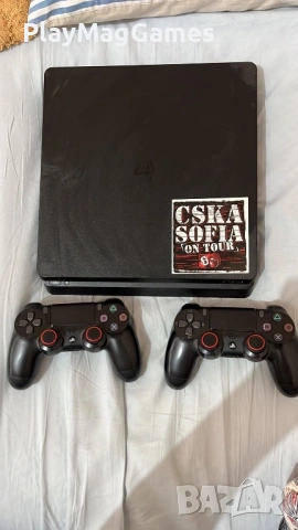 PlayStation 4 slim с 11 игри