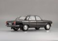 ГАЗ М24 Волга 1967 - мащаб 1:18 на Model Cars Group моделът е нов в кутия, снимка 2