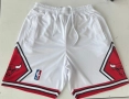 Баскетболни шорти на Чикаго Булс!, снимка 3