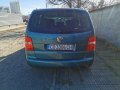 VW Touran 2.0 TDI, снимка 6