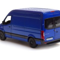 Mercedes-Benz Sprinter - мащаб 1:36 на KinSmart моделът е нов в кутия, снимка 13 - Колекции - 42686703