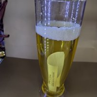 Халба висока - изглежда винаги пълна , замръзва в камерата и после се пие от нея все ледена бира , снимка 2 - Декорация за дома - 41144739