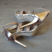 Ново !!! Златисти сандали на ток , снимка 3 - Сандали - 41515612