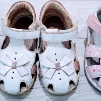 Лот сандали за момиче, 21н, снимка 1 - Детски сандали и чехли - 44775803