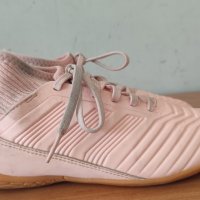 Adidas. Футболни обувки, стоножки. 35, снимка 4 - Футбол - 35730052