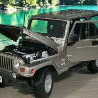 Jeep Wrangler SAHARA Burago 1:18 HQ, снимка 12 - Колекции - 33866036