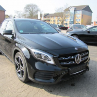 Mercedes-Benz GLA 250 4 Matic, снимка 4 - Автомобили и джипове - 36442609