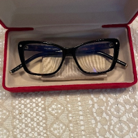 Диоптрични очила, снимка 1 - Слънчеви и диоптрични очила - 44747871