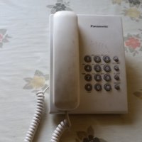 Телефон Panasonic KX-TS500, снимка 1 - Стационарни телефони и факсове - 41348978