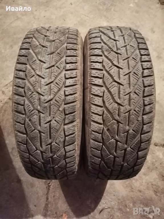 Продавам 2 броя зимни гуми 205.65.15 на 1 сезон дот 2019 Riken , снимка 1