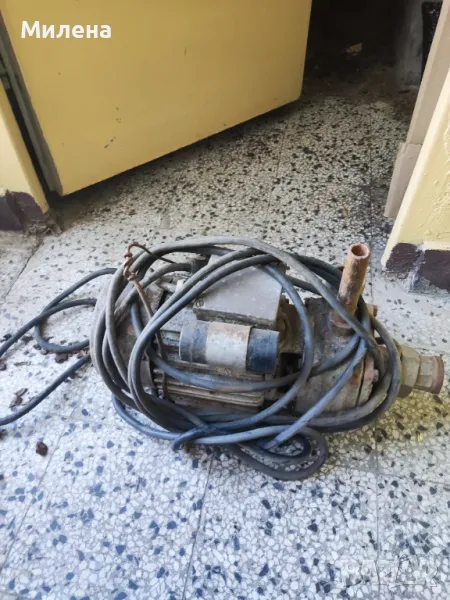 Електрическа водна помпа , снимка 1