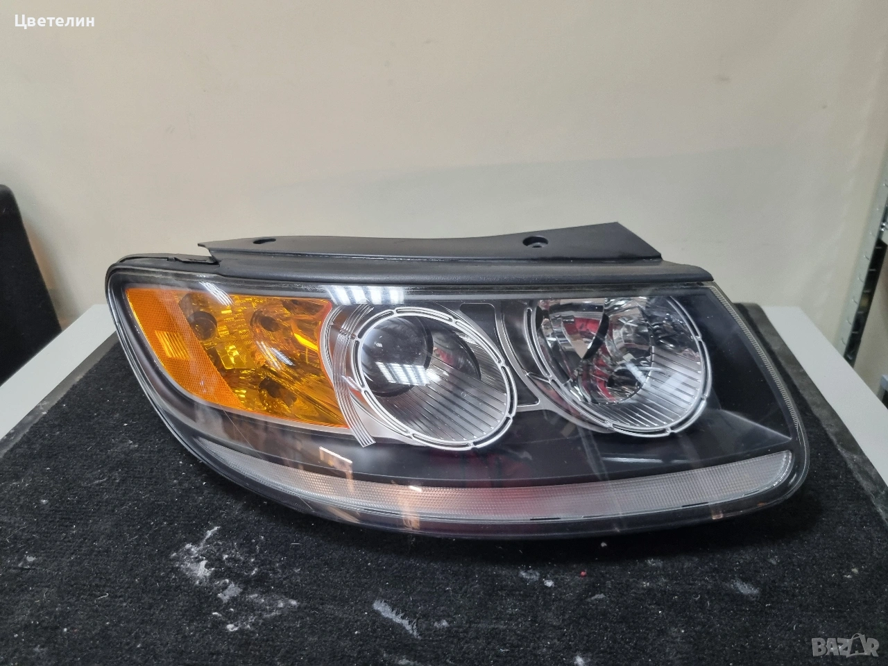 Десен фар за Хюндай Санта фе с оранжев мигач, снимка 1