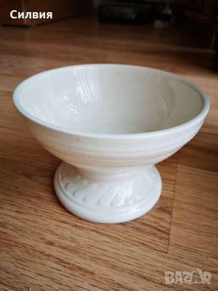 Купа бяла керамика, снимка 1