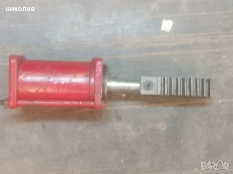 хидроцилиндри , снимка 1