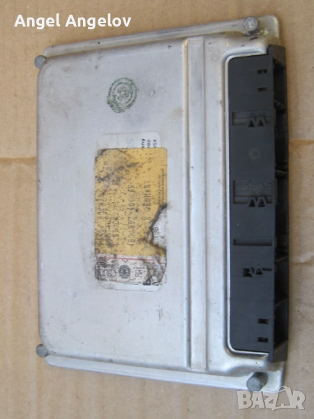 Компютър двигател за Audi A6 S6 C5 2,5TDI 5D Avant 97-04: 4B0997401AX Bosch Audi A6/S6/Avant quattro, снимка 1