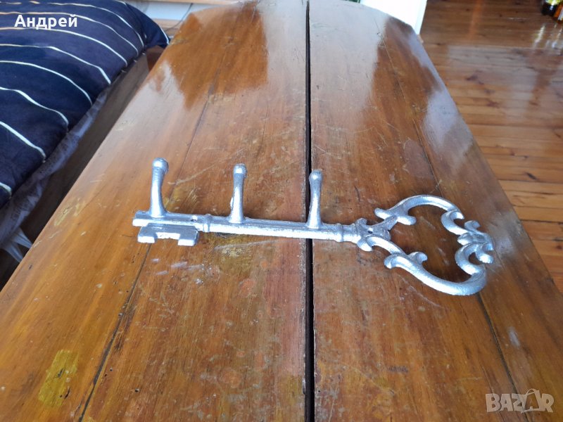 Стара закачалка ключ, снимка 1