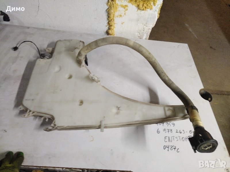 казанче течност за чистачки бмв е91 bmw e91, снимка 1