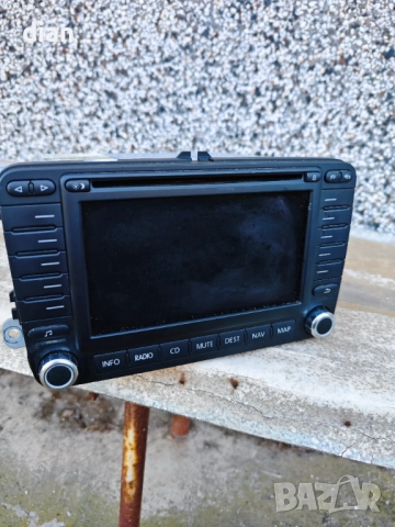 Оригинална мултимедия навигация vw, снимка 2 - Аксесоари и консумативи - 52790481