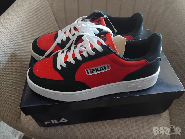 Маратонки Fila номер 40