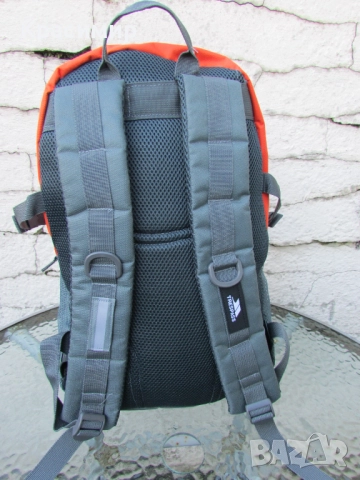 Компактна раница Trespass Albus 30L, снимка 7 - Раници - 52931911