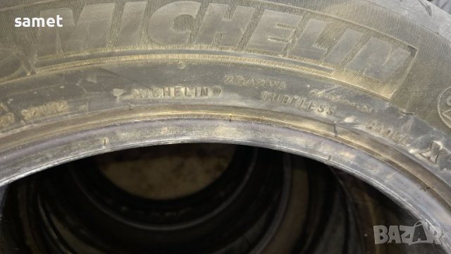 Гуми 225 50 18, снимка 2 - Гуми и джанти - 40884615