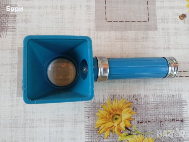 Стара лупа с подсветка/крушка /3, снимка 4 - Други ценни предмети - 41353215