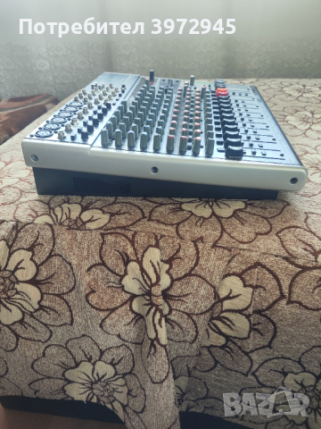 Behringer xenyx x 1832, снимка 3 - Ресийвъри, усилватели, смесителни пултове - 44806066