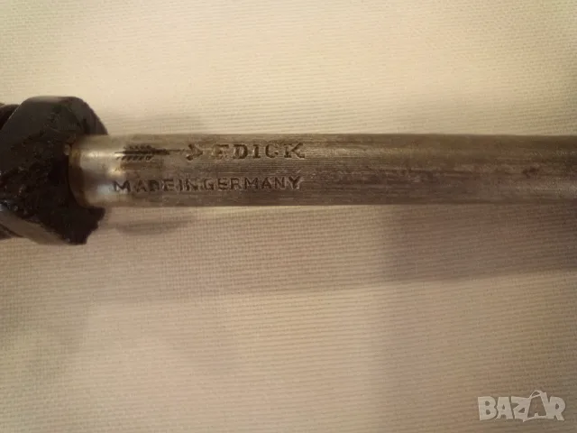F Dick стар финен масат с дървена дръжка Made in Germany, снимка 2 - Антикварни и старинни предмети - 56007311