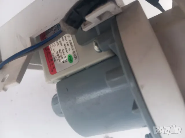 Продавам на  части  пералня Samsung WF70F5E5U4X, снимка 10 - Перални - 49511526