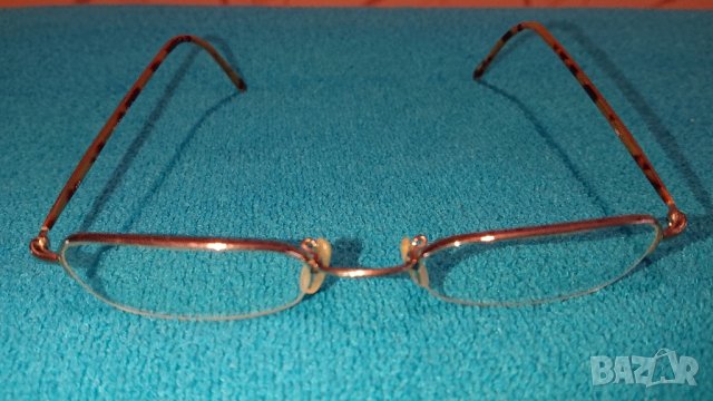 Calvin Klein
очила , снимка 3 - Слънчеви и диоптрични очила - 42165988