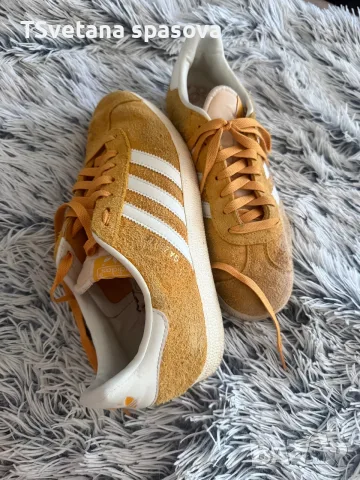 Маратонки  велюр adidas , снимка 5 - Маратонки - 55747528
