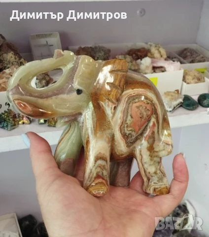 Слон от мраморен оникс. За късмет и благополучие. Идея за подарък. Бижута Луди гъби.