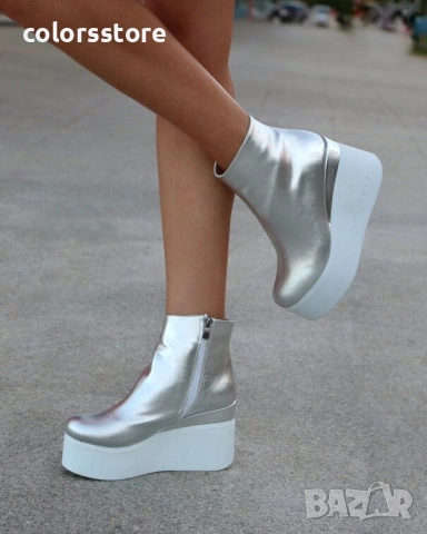 Боти на платформа - сребриста кожа с бяло ходило - 130K

, снимка 2 - Дамски боти - 35079746