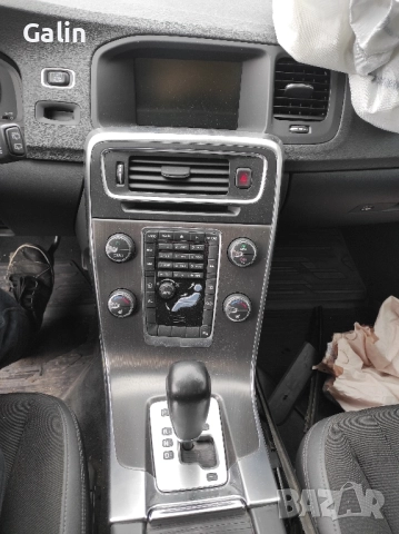 Volvo V60 на части , снимка 10 - Автомобили и джипове - 52381481