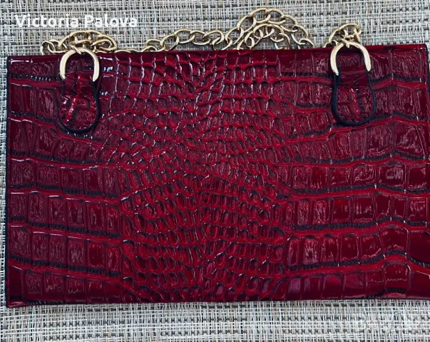 Красива чанта бордо, снимка 2 - Чанти - 47519567