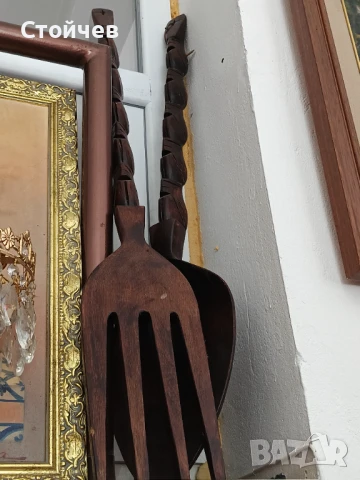 Големи дървени лъжица и вилица 