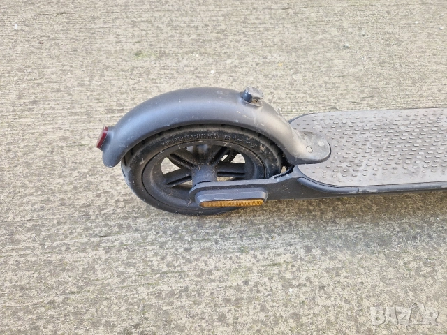 Електрическа тротинетка Xiomi, снимка 5 - Велосипеди - 52576083