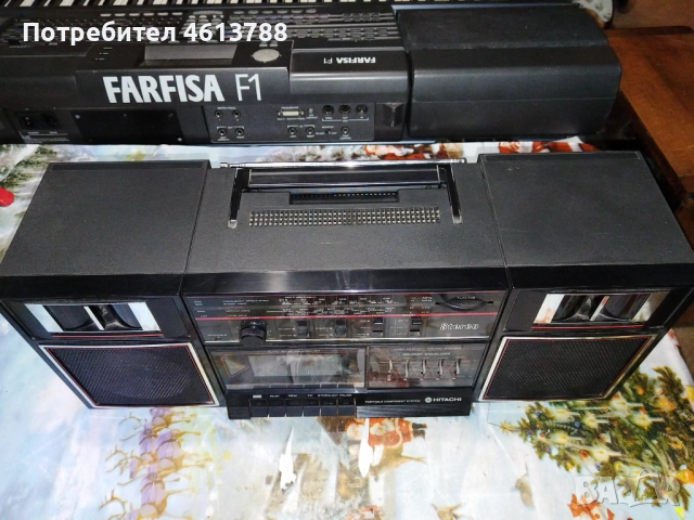 Касетофон Хитачи, снимка 2 - Радиокасетофони, транзистори - 52216241