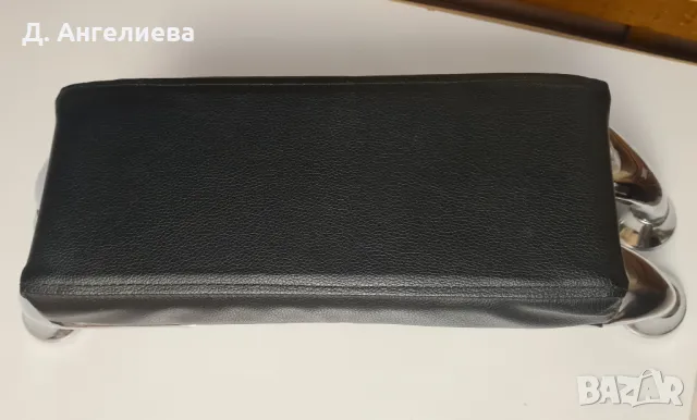 Маникюр, поставка за ръце , снимка 2 - Продукти за маникюр - 47908662