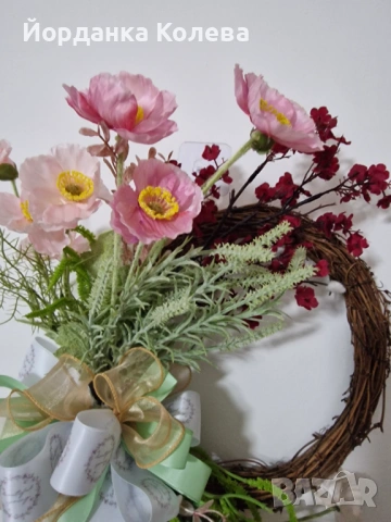Дизайнерски пролетен венец, снимка 2 - Декорация за дома - 53786906