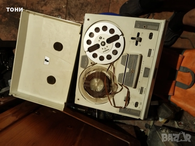 антикварен магнетофон, снимка 9 - Антикварни и старинни предмети - 51943954