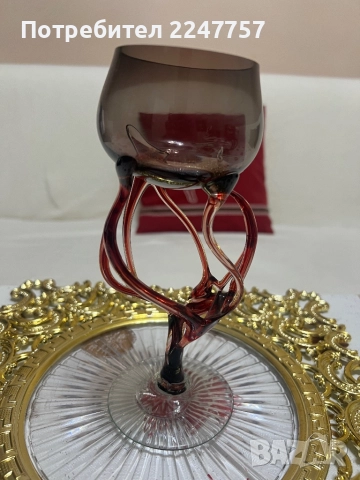 Кристална чаша, снимка 8 - Антикварни и старинни предмети - 52621318