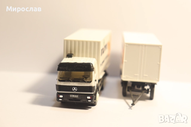 HERPA H0 1/87 MERCEDES BENZ КОНТЕЙНЕР КАМИОН МОДЕЛ, снимка 3 - Колекции - 52354528