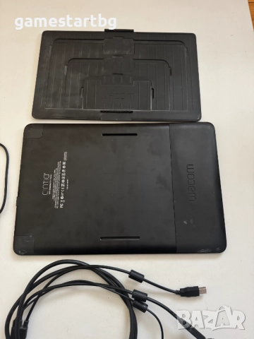 Wacom Cintiq 13HD Drawing Tablet, снимка 2 - Таблети - 52340885